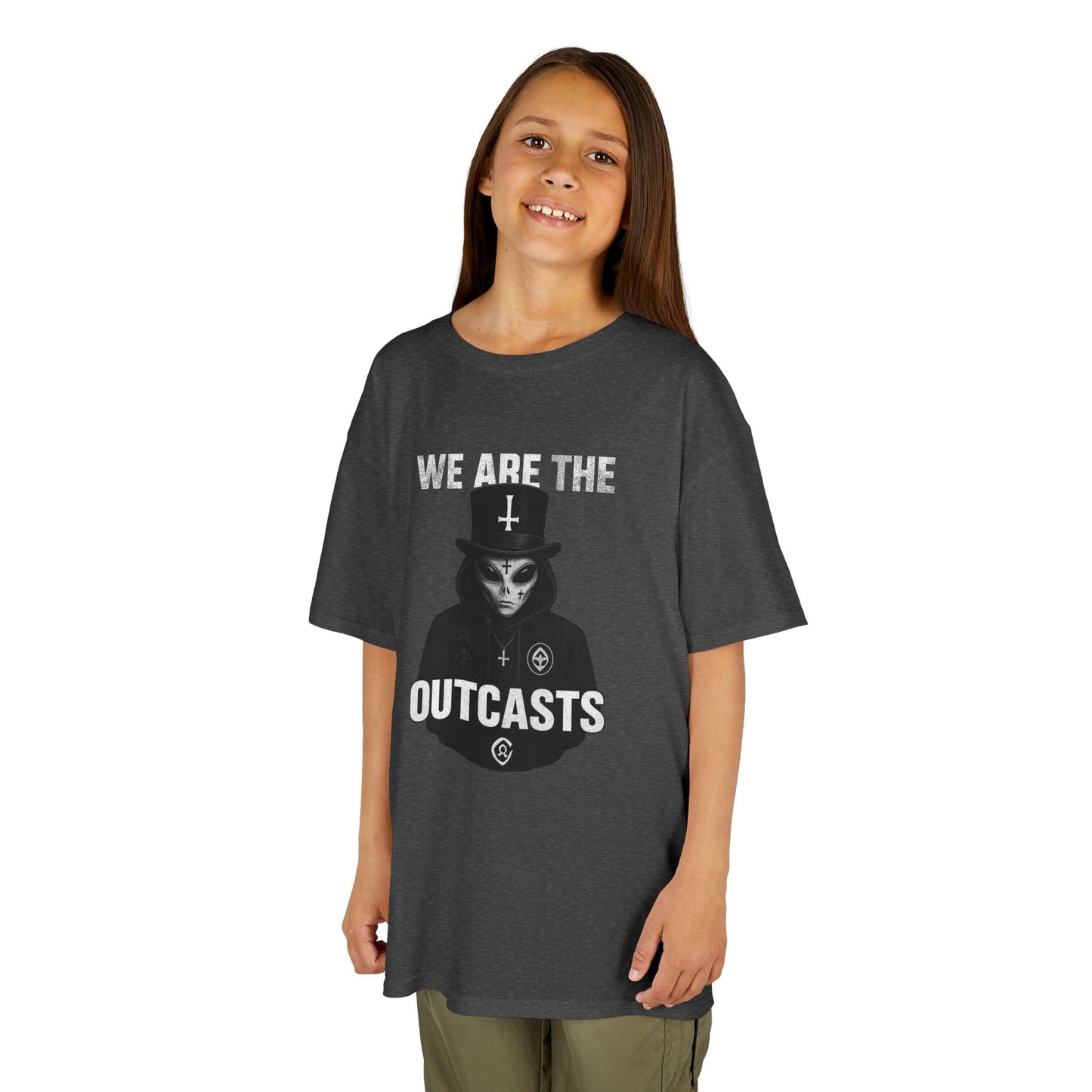 Zayels we are the outcasts kids tee
