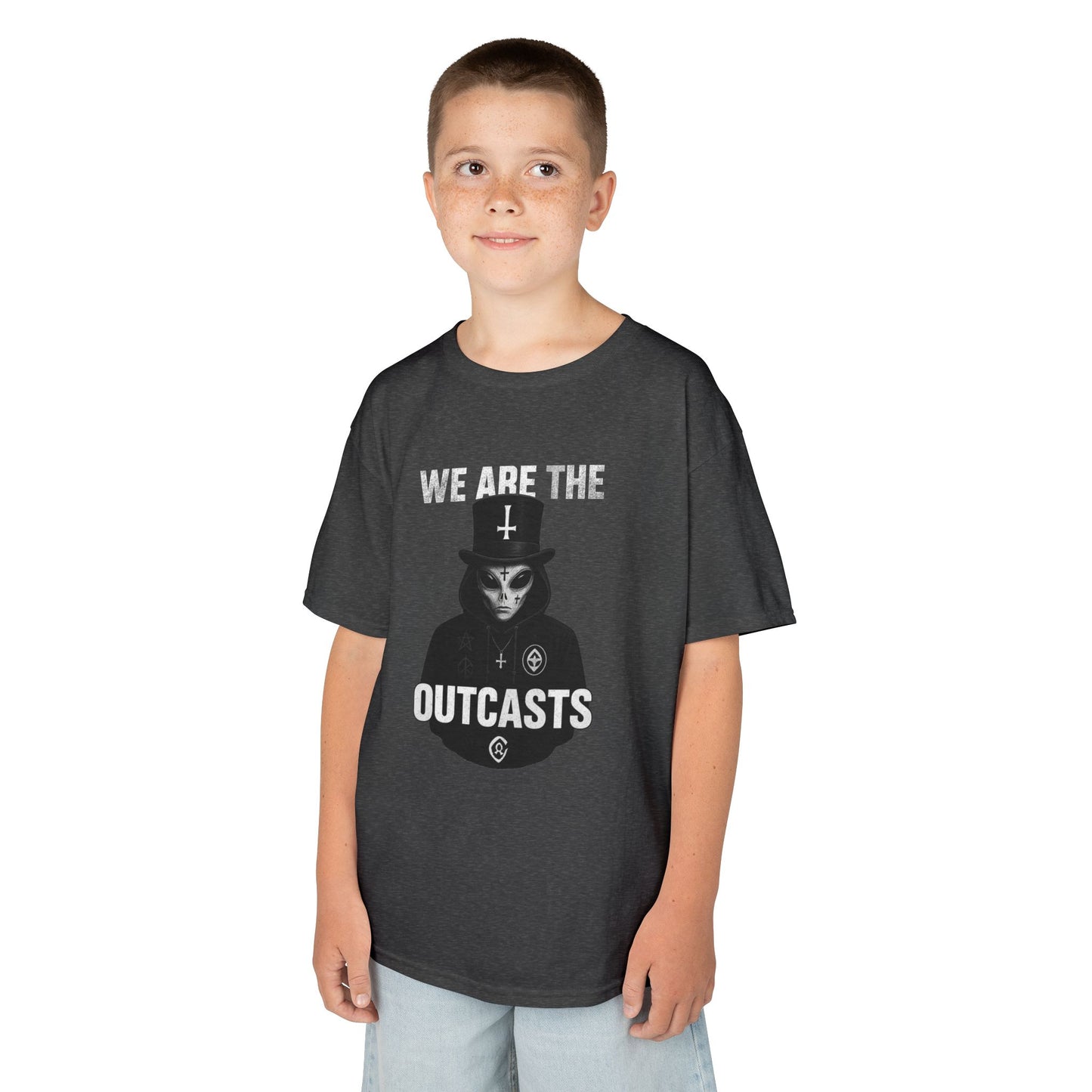 Zayels we are the outcasts kids tee